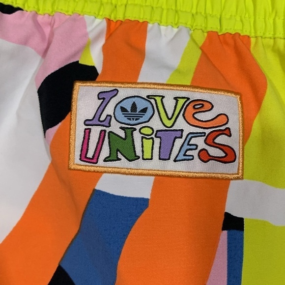 Adidas Originals “Love Unites” Unisex Pull-On Drawstring Waist Shorts size XL - Picture 8 of 12